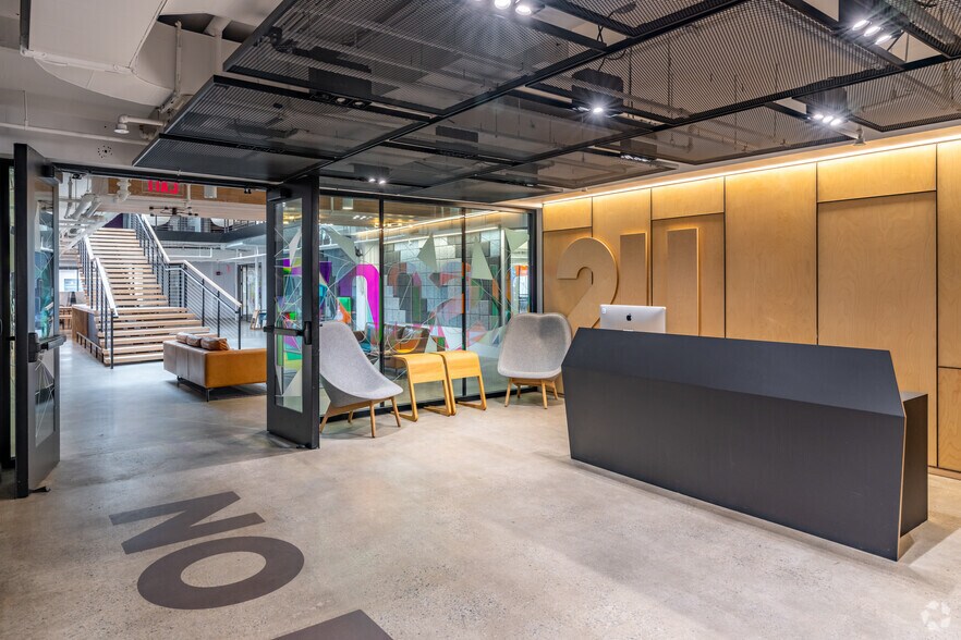 More Photos Of 55 Prospect St, Brooklyn Office For Lease