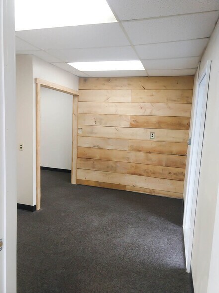 More Photos Of 54 Church St, New Milford Storefront Retail Office For Lease