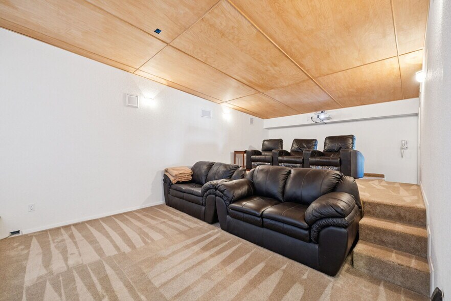 More Photos Of 930 Aviator Dr, Fort Worth Specialty For Sale