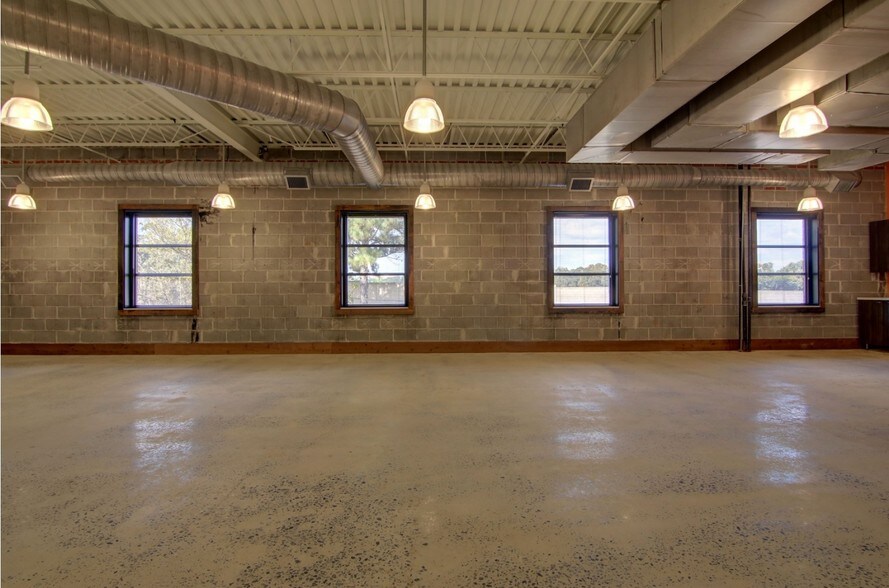 More Photos Of 400 Plasters Ave NE, Atlanta Office For Lease