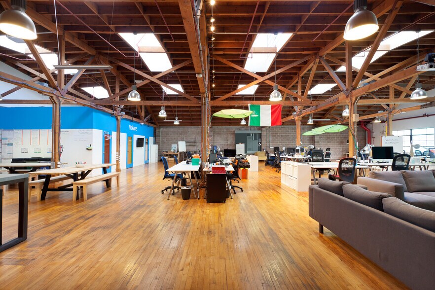 More Photos Of 363 Clementina St, San Francisco Showroom For Sale