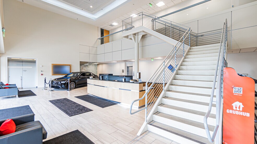 More Photos Of 4031 Via Oro Ave, Long Beach Flex For Lease