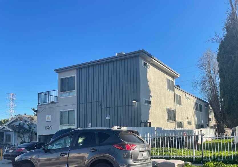 More Photos Of 1320 W 97th St, Los Angeles Apartments For Sale