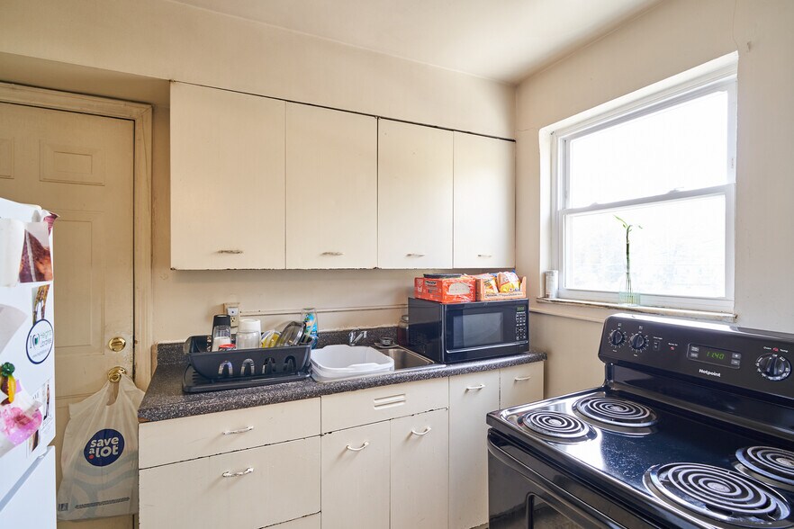 More Photos Of 1608 Coventry Rd, Cleveland Apartments For Sale