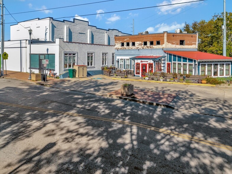 More Photos Of 1017 Woodland St, Nashville Freestanding For Sale