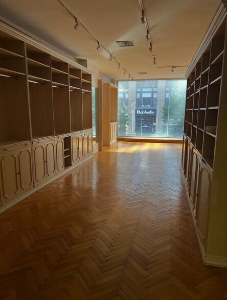 More Photos Of 437 Park Ave S, New York Storefront Retail Residential For Lease