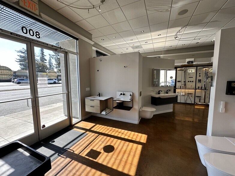 More Photos Of 800 Woodside Rd, Redwood City Freestanding For Lease