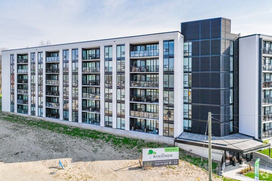 More Photos Of 270 E Spadina Rd, Kitchener Apartments For Sale