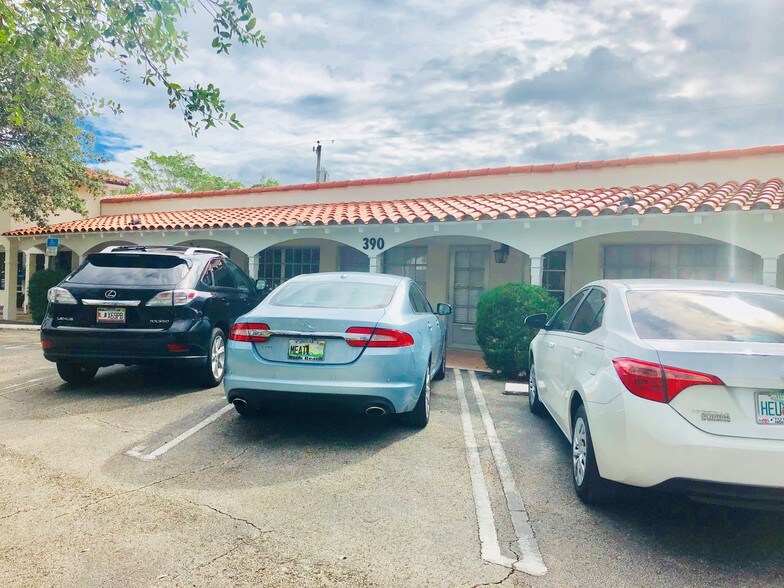 More Photos Of 390 Tequesta Dr, Jupiter Office For Lease