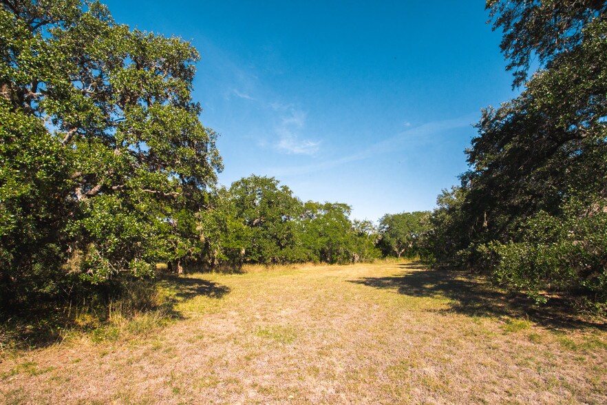 More Photos Of 7087 Dietz Elkhorn Rd, Boerne Land For Sale