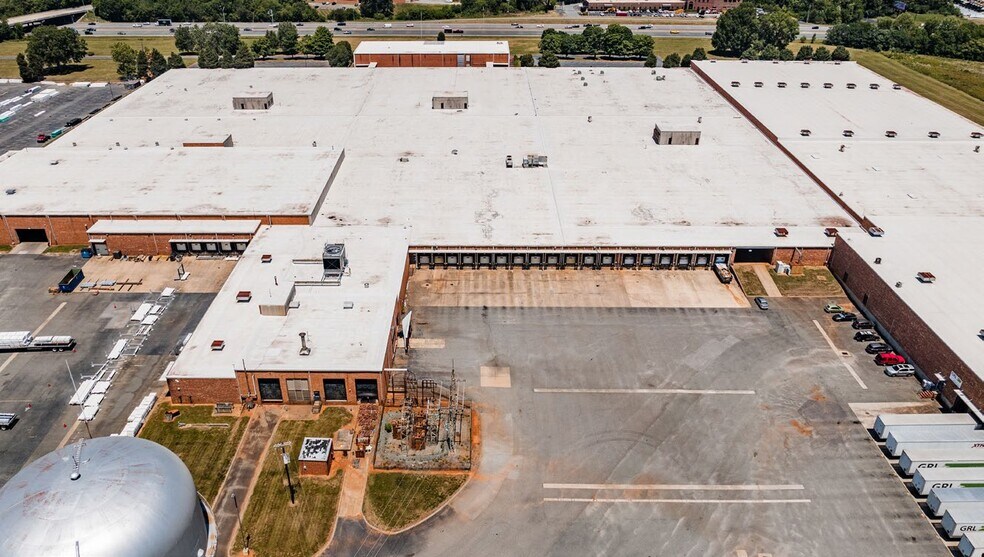 More Photos Of 2516 Industry Dr, Burlington Manufacturing For Lease