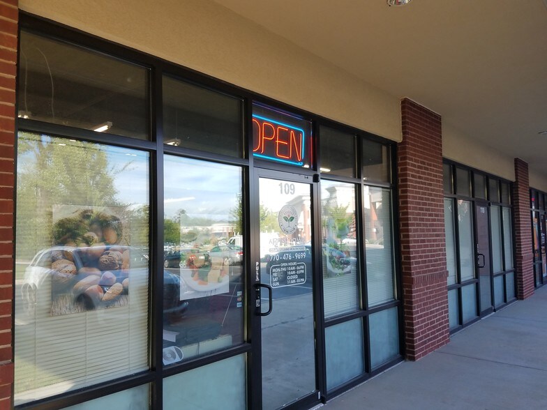 More Photos Of 2645 N Berkeley Lake Rd, Duluth Storefront For Sale