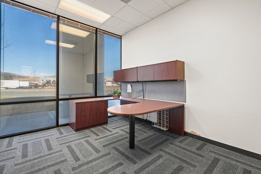 More Photos Of 2275 E Newlands Dr, Fernley Distribution For Lease