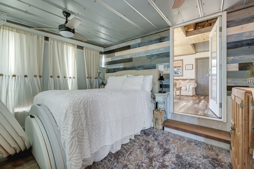 More Photos Of 4004 Golf Course Rd, Perry Lodge Meeting Hall For Sale