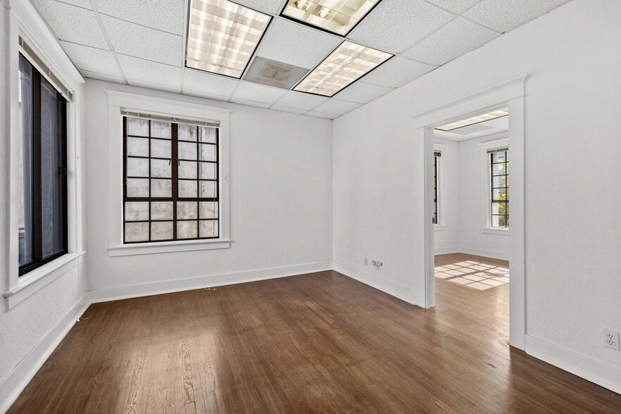 More Photos Of 602-616 Santa Monica Blvd, Santa Monica Loft Creative Space For Lease