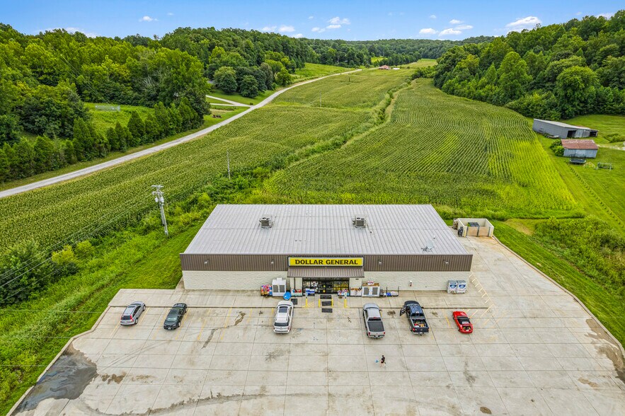 More Photos Of 9480 State Route 69, Hawesville General Retail For Sale