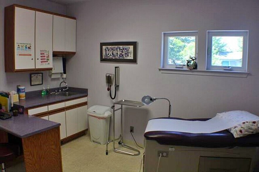 More Photos Of 725 Pine St, Mount Shasta Healthcare For Sale