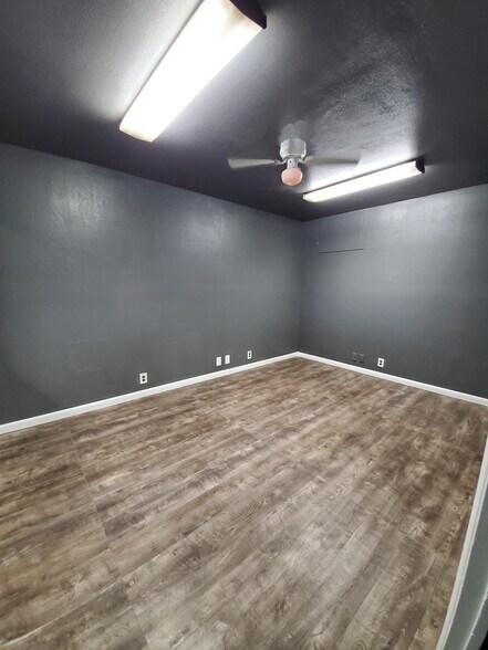 More Photos Of 1090 N E St, San Bernardino Storefront For Sale