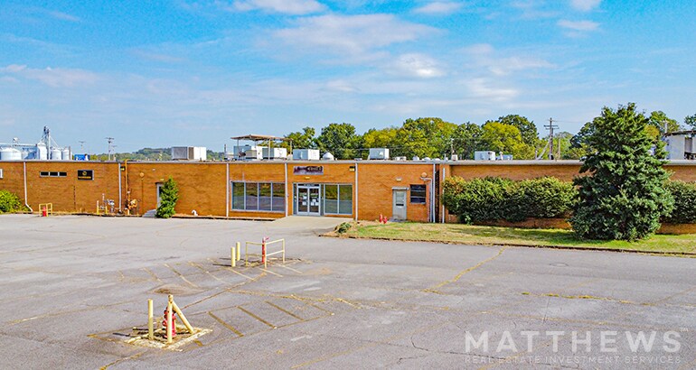 More Photos Of 1121 Skyline Dr, Hopkinsville Manufacturing For Lease
