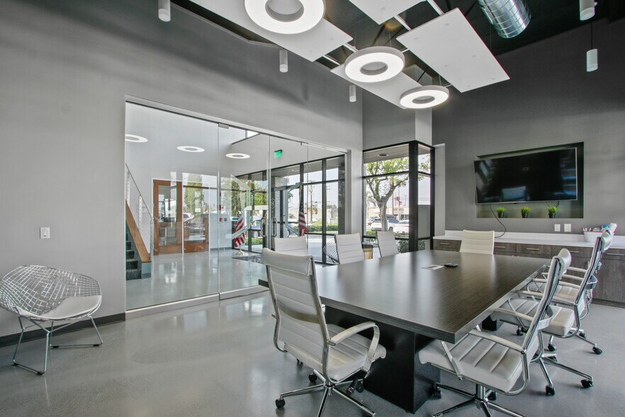 More Photos Of 1036 W Taft Ave, Orange Loft Creative Space For Sale