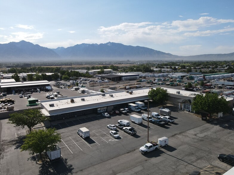 More Photos Of 7879 S 1530 W, West Jordan Freestanding For Lease