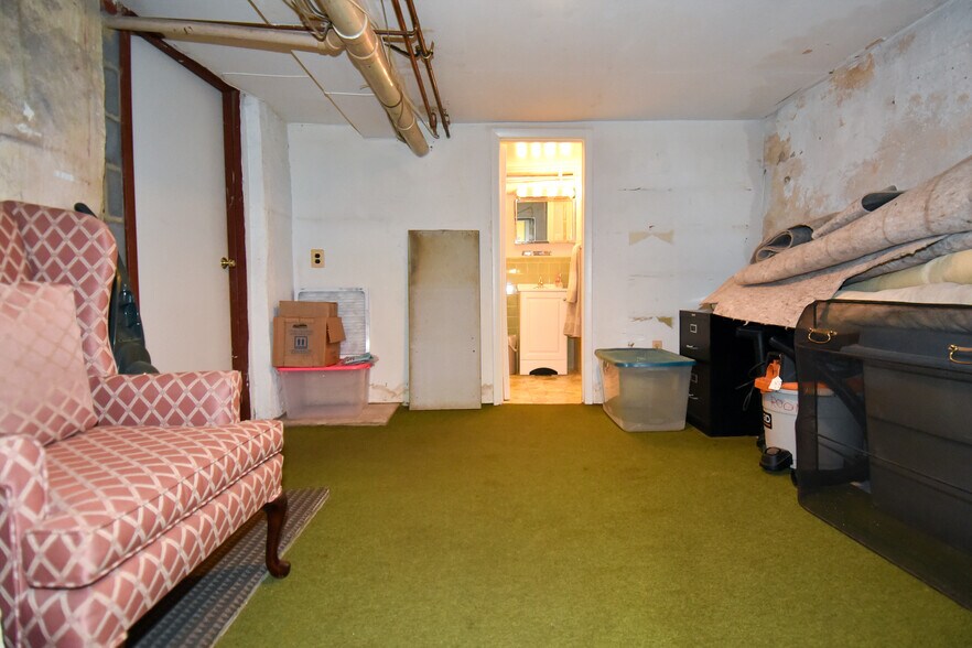 More Photos Of 109-111 S Fairfax St, Alexandria Office For Sale