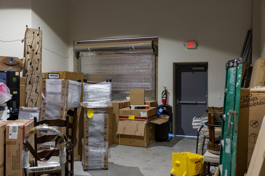 More Photos Of 2082 Highway 183, Leander Unknown For Sale