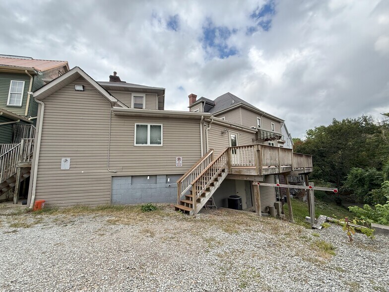 More Photos Of 435-437 S Maple Ave, Greensburg Office For Sale