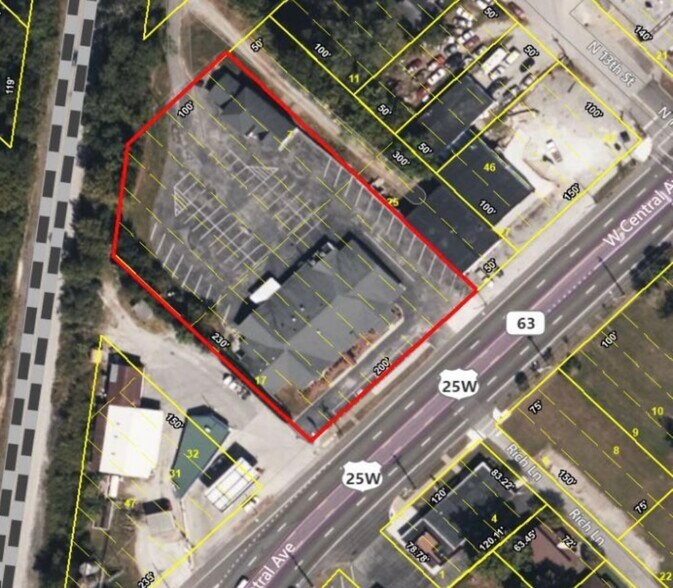 More Photos Of 700 W Central Ave, LaFollette Funeral Home For Sale