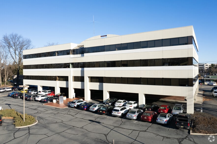 More Photos Of 201 W Passaic St, Rochelle Park Loft Creative Space For Lease