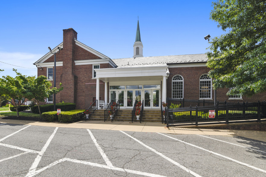 Primary Photo Of 6935 Columbia Pike, Annandale Religious Facility For Lease