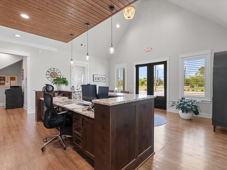 More Photos Of 12121 FM 1764 Rd, Santa Fe Office For Sale