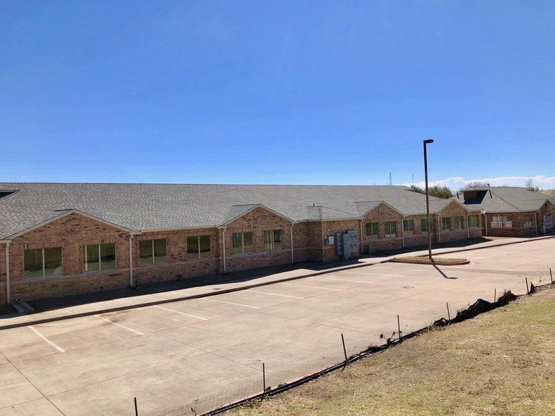 More Photos Of 4601 Old Shepard Place, Plano Medical For Sale