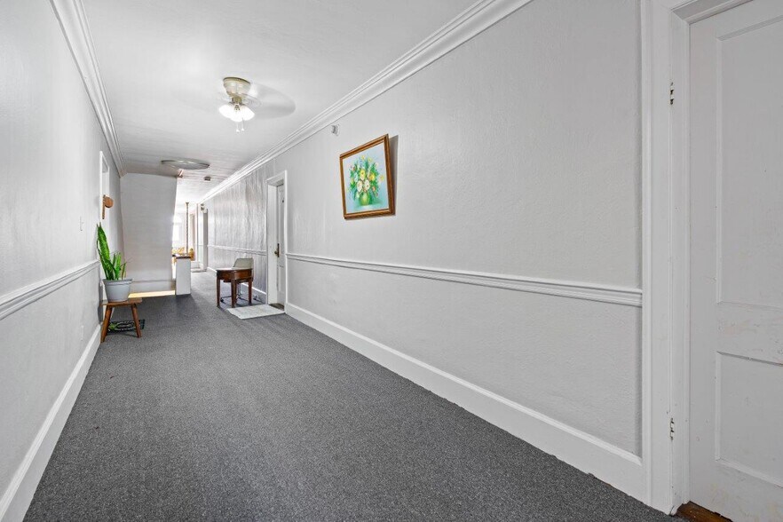 More Photos Of 124 Live Oak Ave, Daytona Beach Apartments For Sale