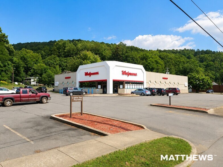 More Photos Of 109 E Main St, Mannington Drugstore For Sale