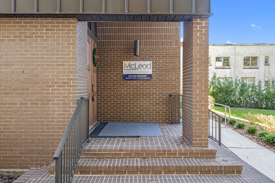 More Photos Of 315 Howell Ave, Brooksville Loft Creative Space For Sale