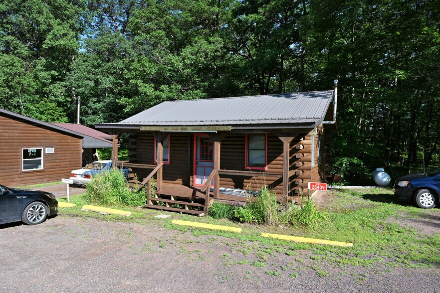 More Photos Of 28407 County Road H, Webster Restaurant For Sale