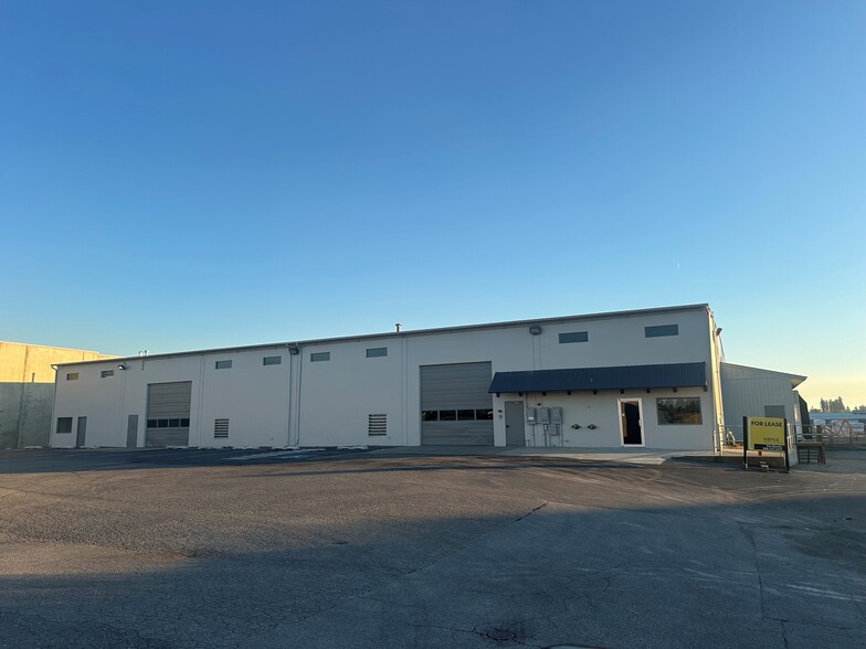 Primary Photo Of 520 W Dalton Ave, Coeur d'Alene Distribution For Lease