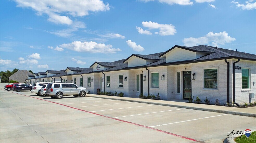 More Photos Of 18920-18944 Kuykendahl Rd, Spring Office For Sale