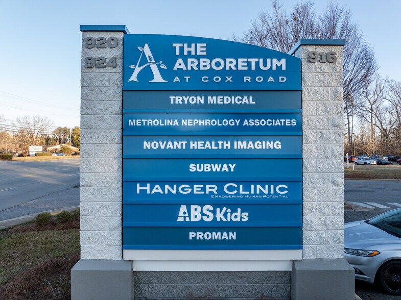 More Photos Of 920 Cox Rd, Gastonia Unknown For Lease