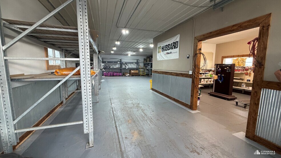 More Photos Of 701 7th Ave, Hudson General Retail For Sale