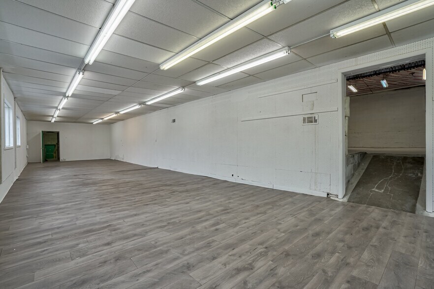 More Photos Of 457 Violet Ave, Poughkeepsie General Retail For Sale