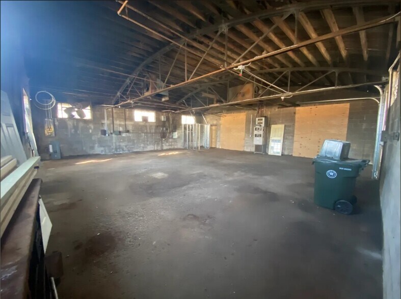 More Photos Of 507 Kings Mountain Street, York Auto Repair For Sale