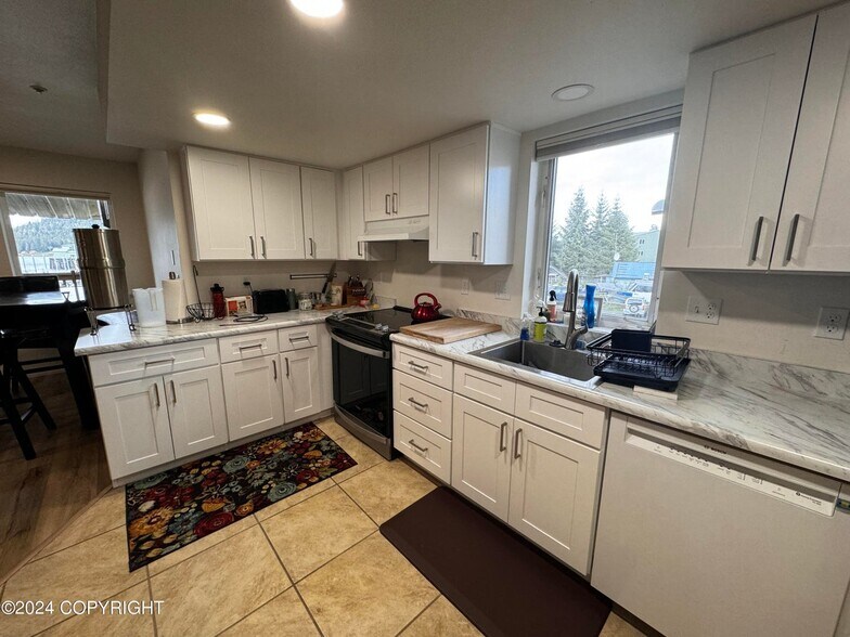 More Photos Of 22 S Sing Lee Aly, Petersburg Apartments For Sale