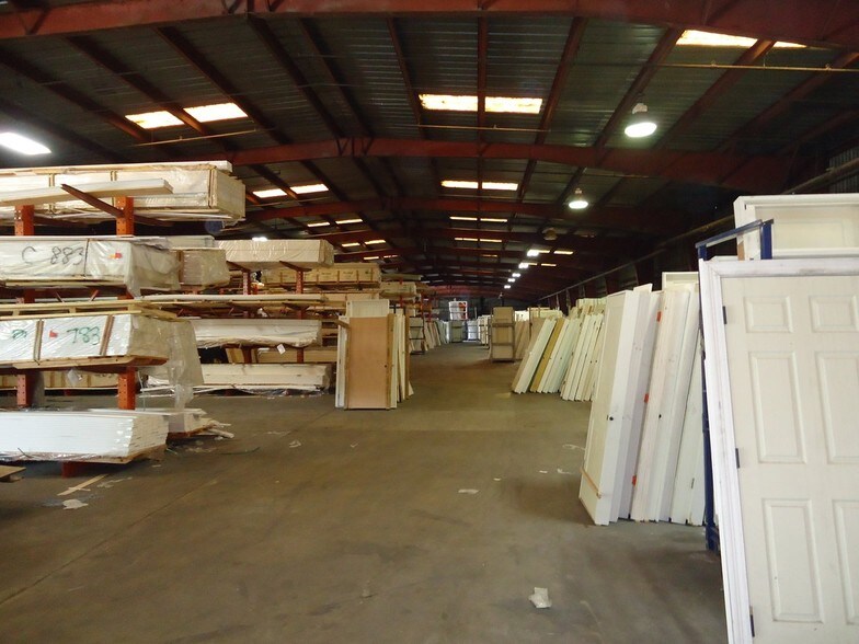 More Photos Of 11765 Darryl Dr, Baton Rouge Warehouse For Lease