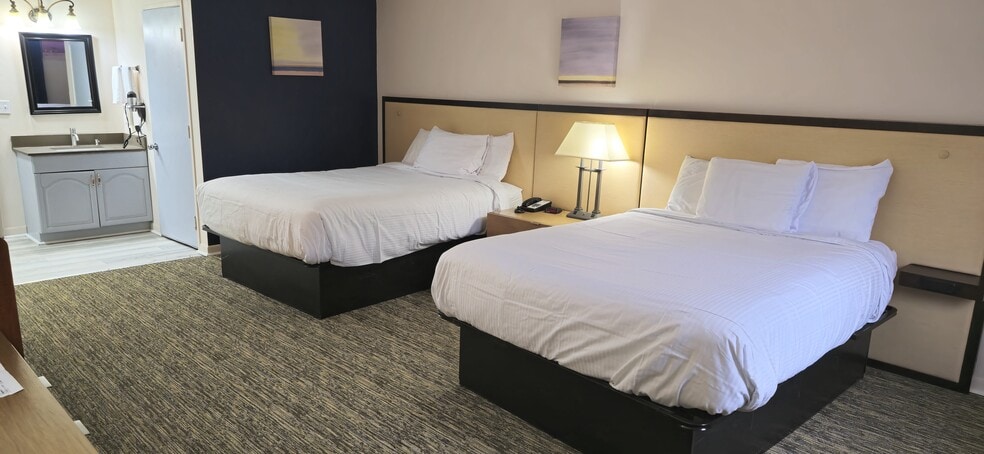 More Photos Of 3111 N US 23, Oscoda Hotel For Sale