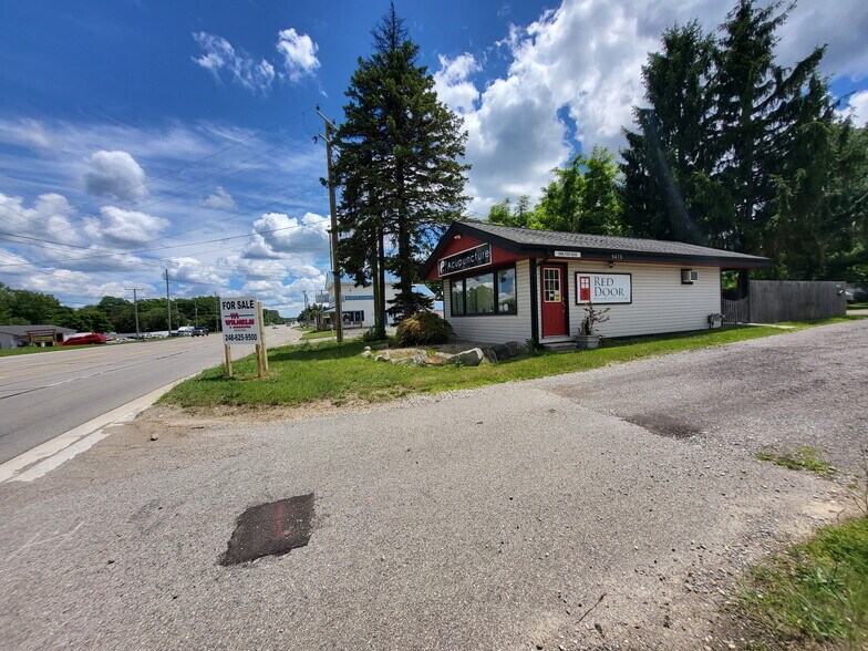 More Photos Of 9421 Dixie Hwy, Springfield Township Office For Sale