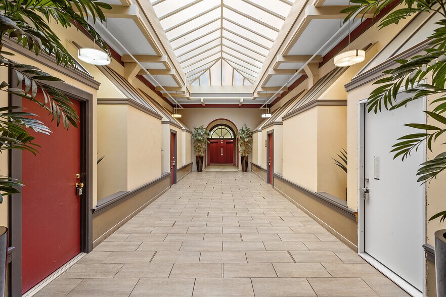 More Photos Of 184 13th St, Oakland Apartments For Sale