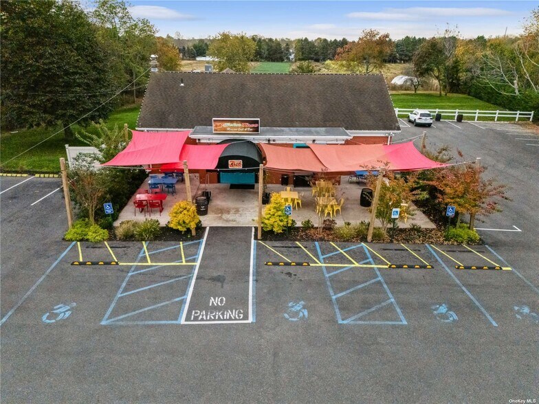 Primary Photo Of 44780 County Road 48, Southold General Retail For Sale