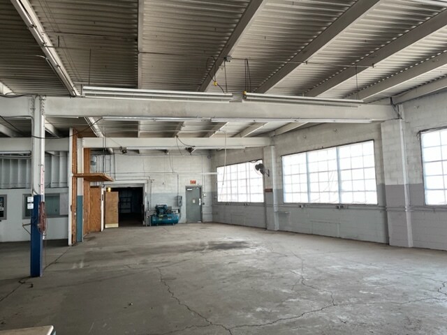 More Photos Of 1020 W Laskey Rd, Toledo Service For Lease